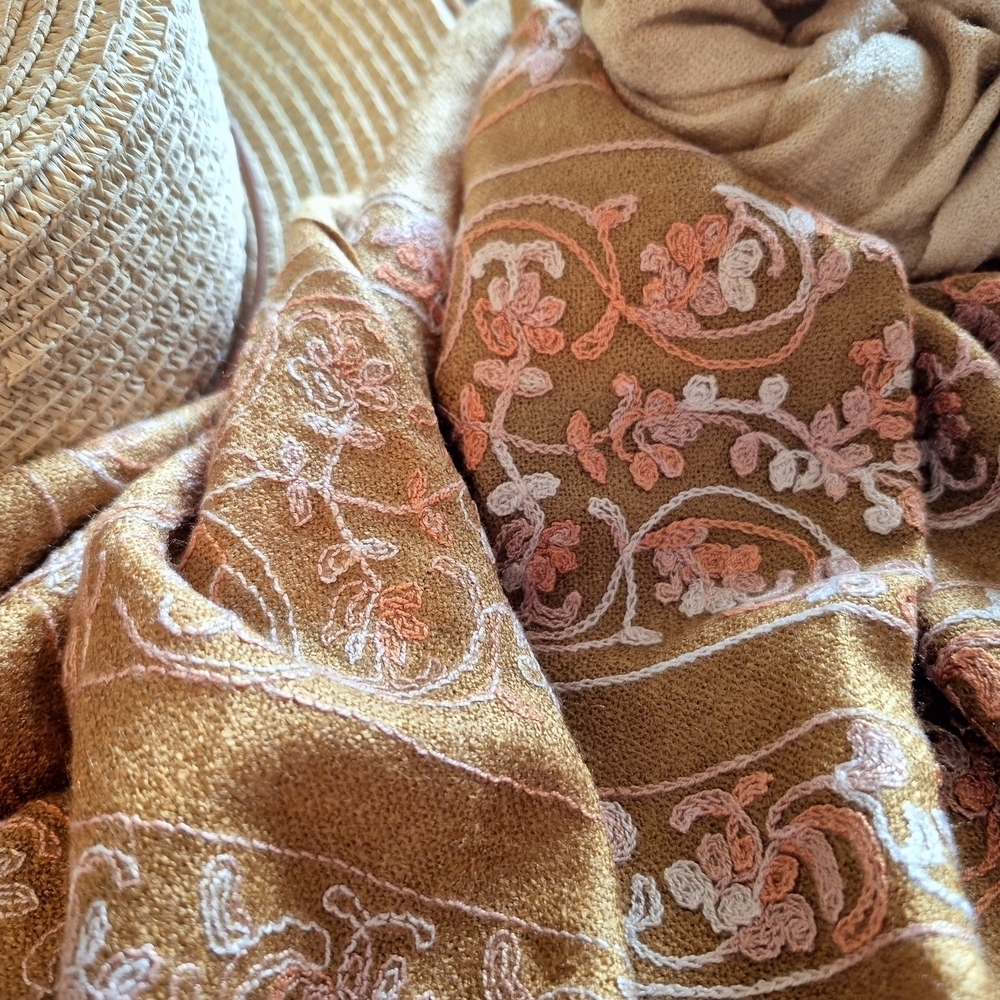 Warm Rich  Tan Pashmina with Pastel Pinks Embroidery 70% Pashmina 30%silk - Picture 2 of 12